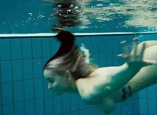 Dashka’s Stunning Beauty Shines at Swimming Pool