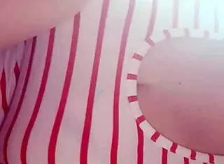 Latina teen masturbates to Christmas music, reaching orgasm as Navidad arrives in this amateur video.