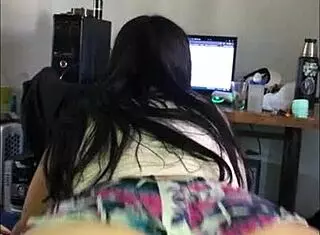 amateur girl riding huge cock