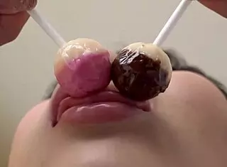 moe minamisawa gives innocent blowjob to lucky star