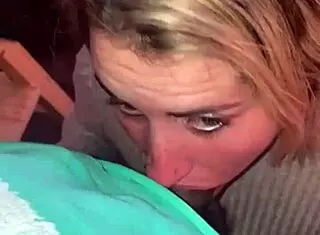 Blonde slut performs deepthroat for 10 minutes, loving the dick