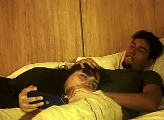 mi hermanastro dice 'estamos solos, voy a follarte con gran verga' alisongonzalez26