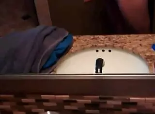 Stroking my monster cock for women watching 😘