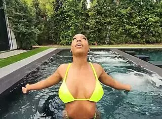 Ebony Babe Jaymee Green Stuns in Bikini Before Riding Hard