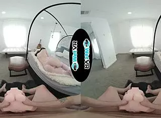 Helpful Girlfriend Fucked POV In WetVR