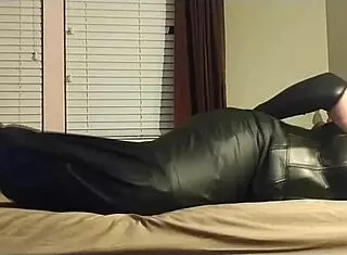 Crossdresser self bondage