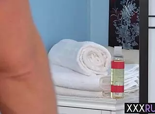 Hot Blonde Masseuse Holly Taylor Sucking Big Dick And Her New Client Eric Masterson Really Liked It