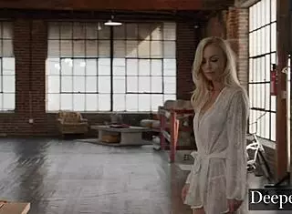 Kayden Kross in deeper missionary