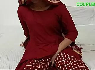 How to fuck natural tits of Indian diva Bhavani