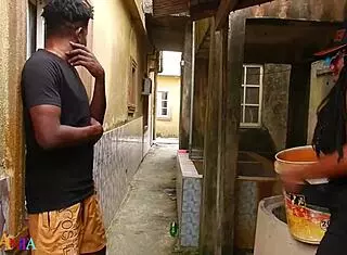 I can't see that wet indian cock and not suck it! 😏💦