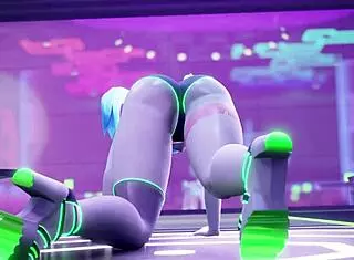 Mantis X Rebecca from Cyberpunk Edgerunners in wild public action! 🔥