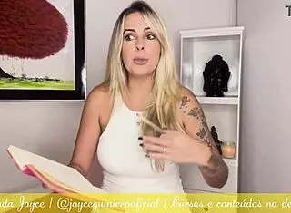 Joyce Gumiero shares phrases to generate intimacy and connection with women on 00nlyf4ns and priv4ci.