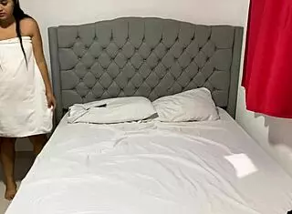 Stepsister Wants Overnight Company, Ends Up Fucking Stepbrother.