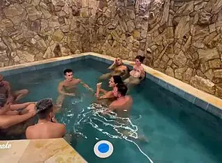 Festinha No Motel Com Amigos Rende Diversão Com Big Cock E Dirty Talk