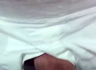 Eating that juicy pussy like a pro