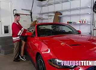 Railing My Skinny Girlfriend Freely While Describing Horsepower