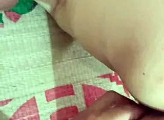 Does this vietnamese wife love reaching her climax?