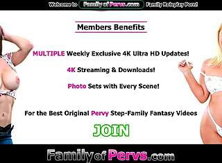 חורגת עם ציצים גדולים משליכה מגבת מול חורג לפעולה פו וי