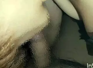 Japanese amateur gives outdoor blowjob and handjob.