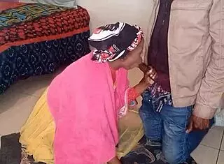 Lilpuddingbowls in exciting gangbang scene!