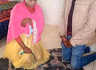 Lilpuddingbowls in exciting gangbang scene!