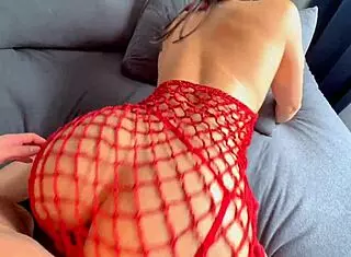 I jumped on stepdad's cock to spite mom!