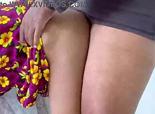 Indian Horny Hot Desi Bhabhi Having Pussy Fuck While Getting Orgasm