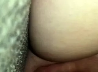 Hot italian woman posing nude for amateurs