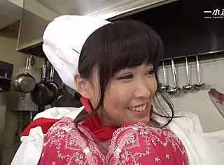 Ama de casa Troy trabajando en restaurante familiar Parte 2