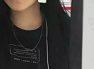 Young Colombian amateur girlfriend in Spanish adventure