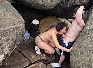 Saymon FITNESS CURTINDO O ROLÊ EM JURERÊ COM O BOQUETE GOSTOSO DA BRENDA FLORIPA NO SEU PAU