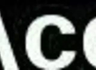 Wacky stunner gulps all that cumshot on her face