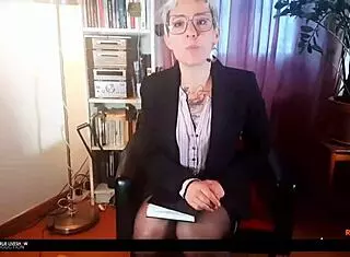 Ta Banquiere Est Une Vraie Salope - Jerk Off