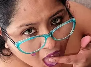 huge breasted bbw woman addicted to swallowing semen