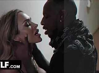 Horny big-titted housewife rides and sucks sweaty workers' huge cocks simultaneously with choking.