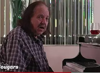 sierra sanders pretty pussy fucked at party