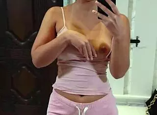 mia masturbates in front of mirror 😏