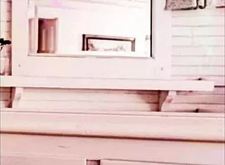 Waking up next to my yandere neighbor! 😍