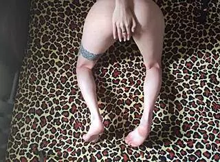 Slender Babe Fingering Big Ass With Toys For Orgasm