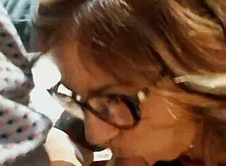 Teresa The Hot Milf Makes Her Lover Cum