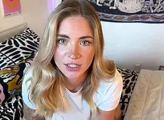 Stepsister's Blonde Bestfriend Begs For Rough Fuck Despite Boyfriend