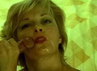 beautiful blonde milf gives homemade blowjob leading to facial