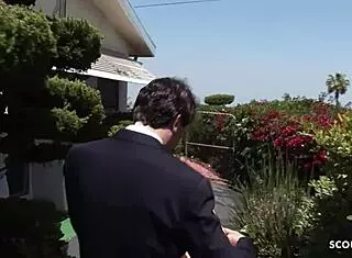 Blonde Teen Sindee Shay Seduces Older Guy for Rough Fuck!