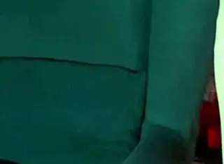 sweet eaton in fitted white leggings 😏