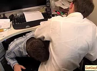kelan carr having office blowjob fun