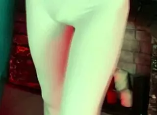 sweet eaton in fitted white leggings 😏