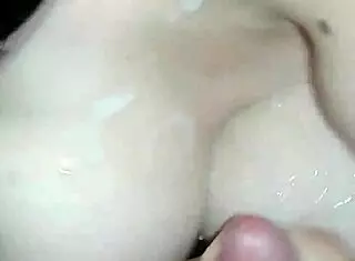 Huge tits girlfriend getting cumshot in public