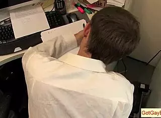 kelan carr having office blowjob fun