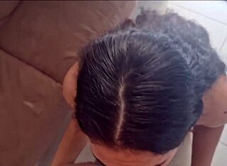 أوه، نيك صديقة بينما الزوج ينام، خطأ لكن ساخن!