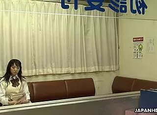 asian babe, um, sucks hard on fat japanese dong